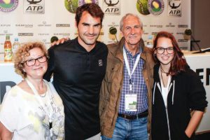 Stefanie Heinzmann mit Roger Federer